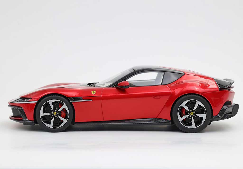 106353 Ferrari 12Cillindri 2024