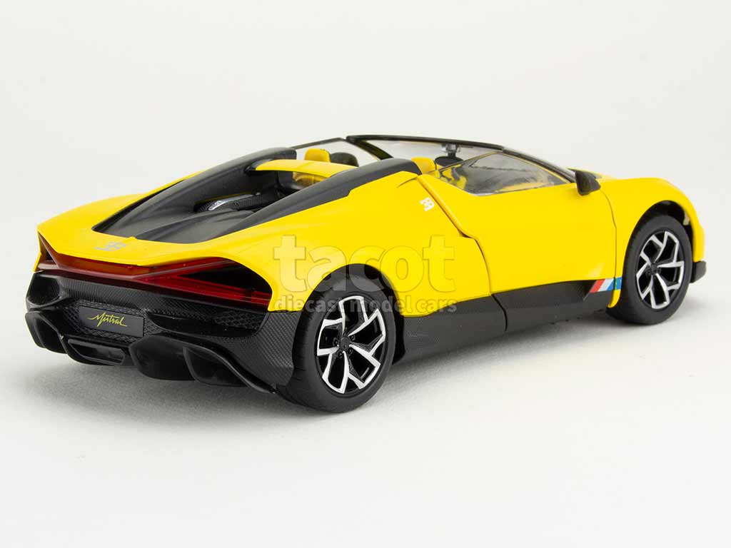 106395 Bugatti Mistral W16 2022