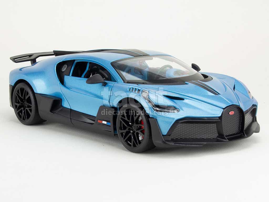 106397 Bugatti Divo 2019
