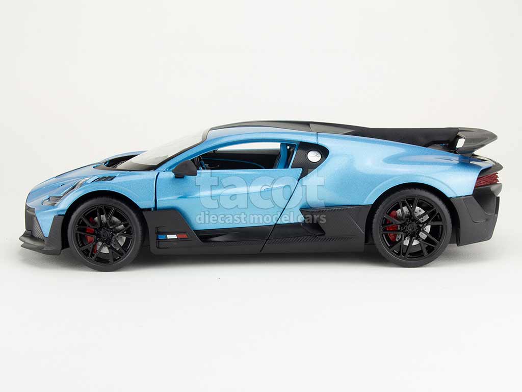 106397 Bugatti Divo 2019