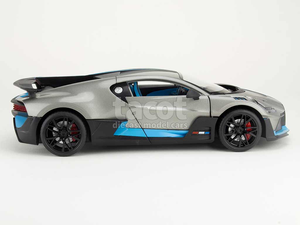 106398 Bugatti Divo 2019