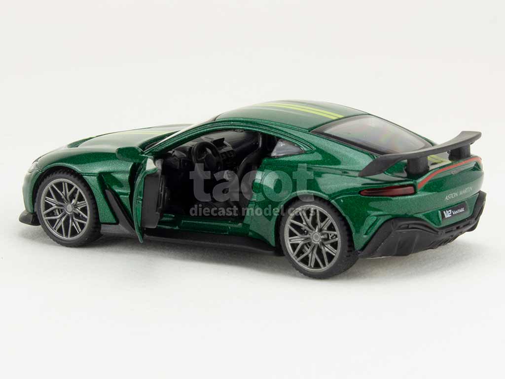 106399 Aston Martin V12 Vantage 2023