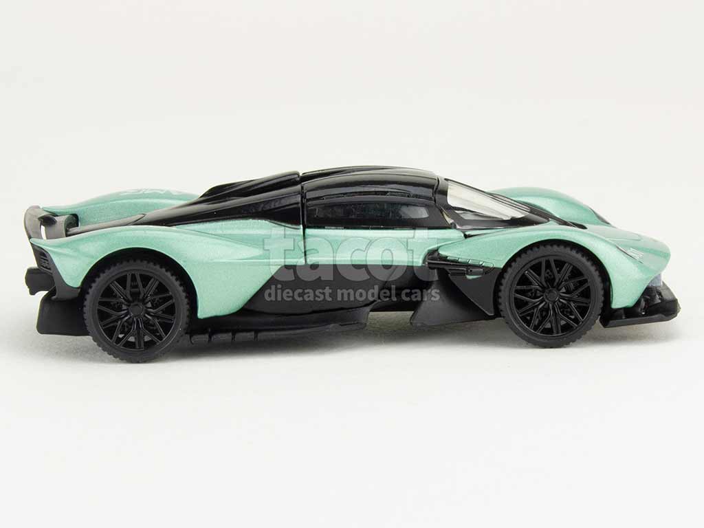 106402 Aston Martin Valkyrie 2023