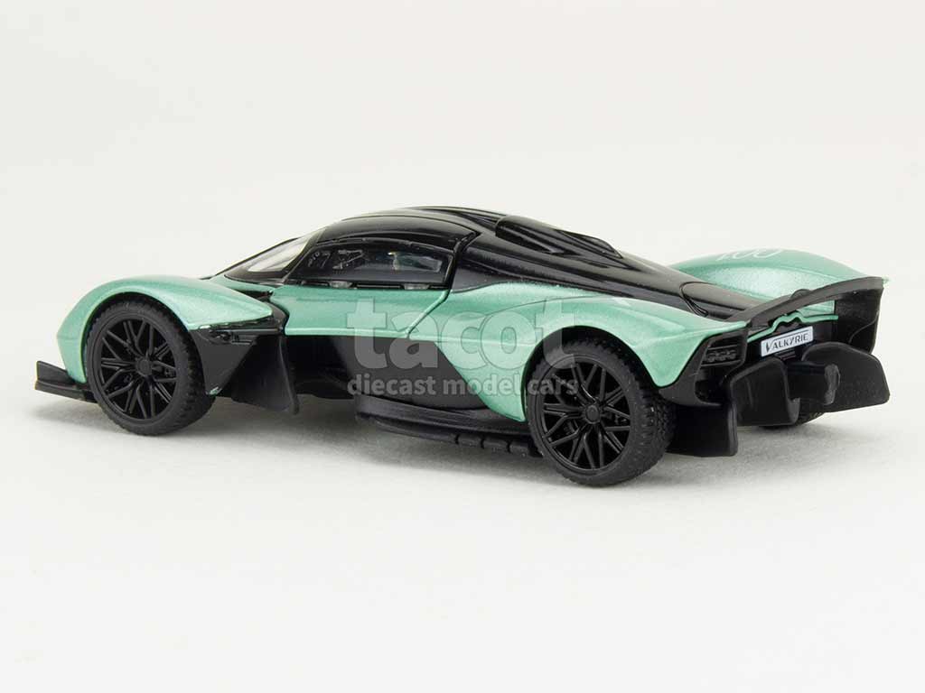 106402 Aston Martin Valkyrie 2023