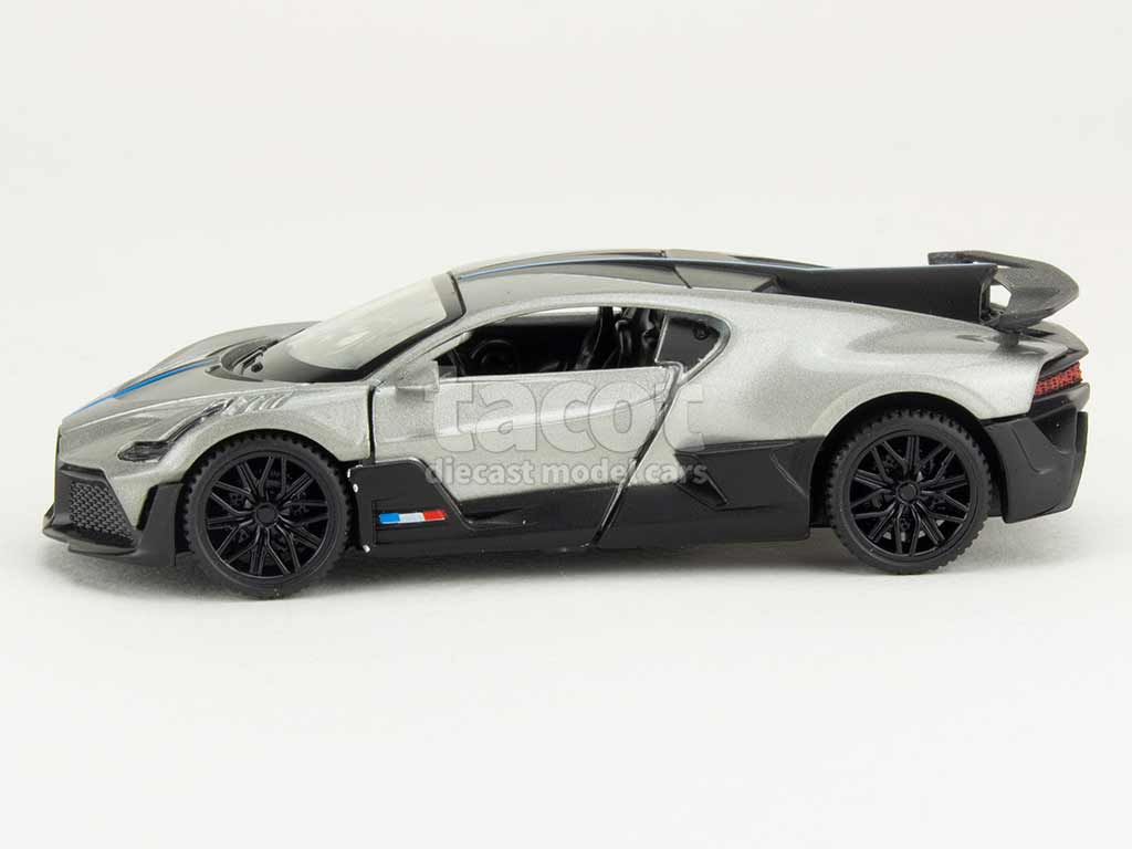 106406 Bugatti Divo 2019