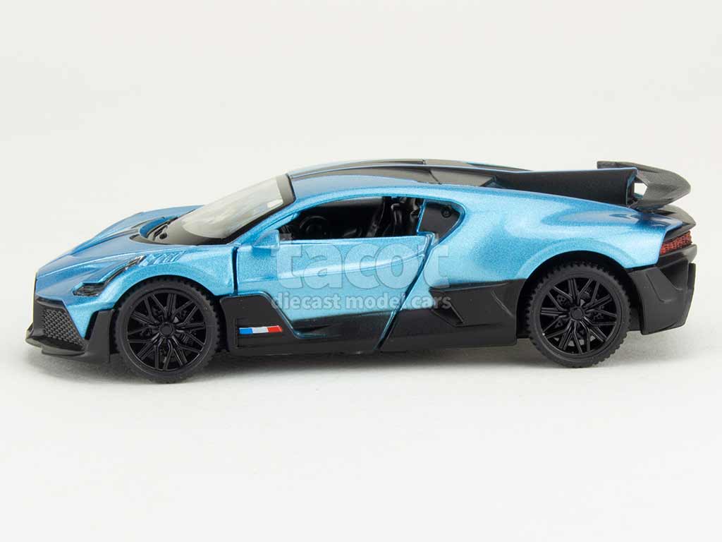 106407 Bugatti Divo 2019