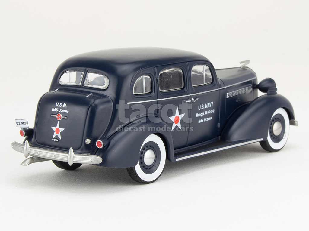 106435 Buick Special Series 40 Military 1943