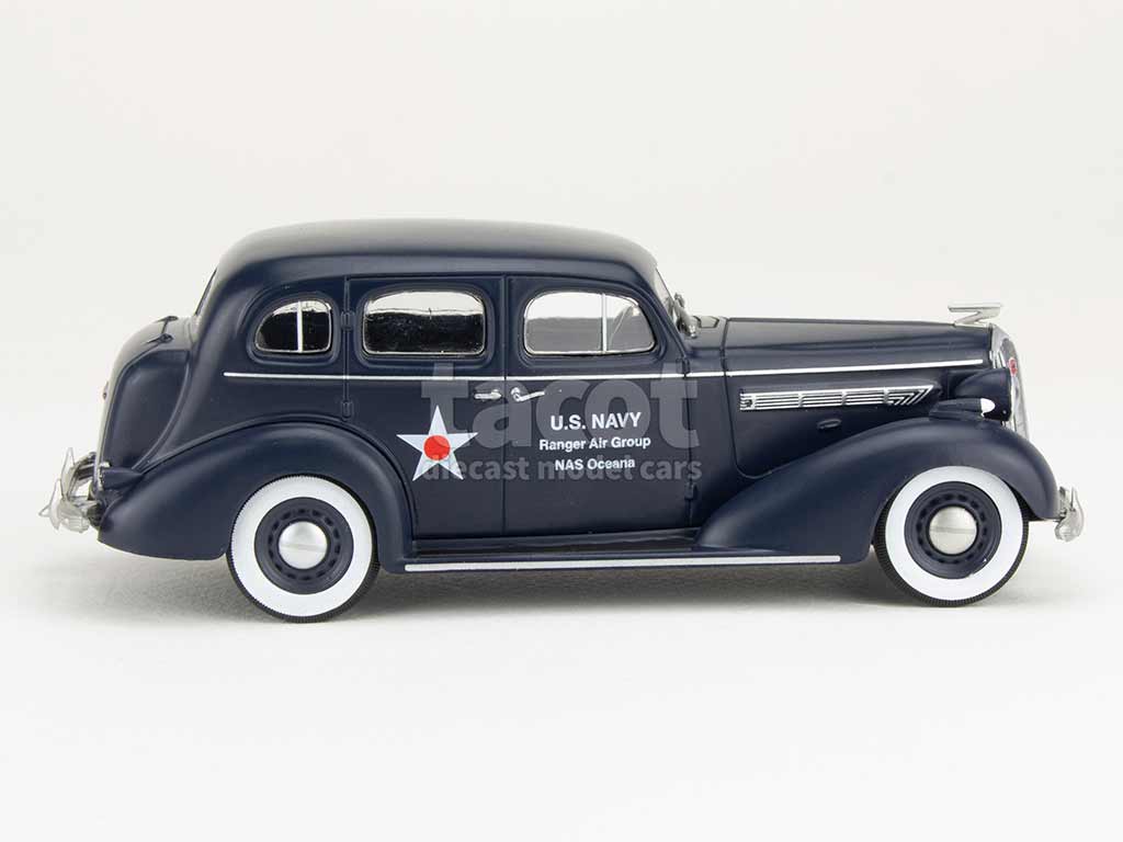 106435 Buick Special Series 40 Military 1943