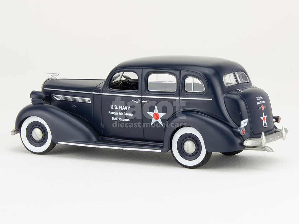 106435 Buick Special Series 40 Military 1943