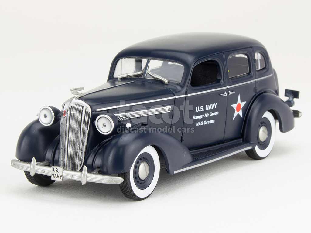 106435 Buick Special Series 40 Military 1943