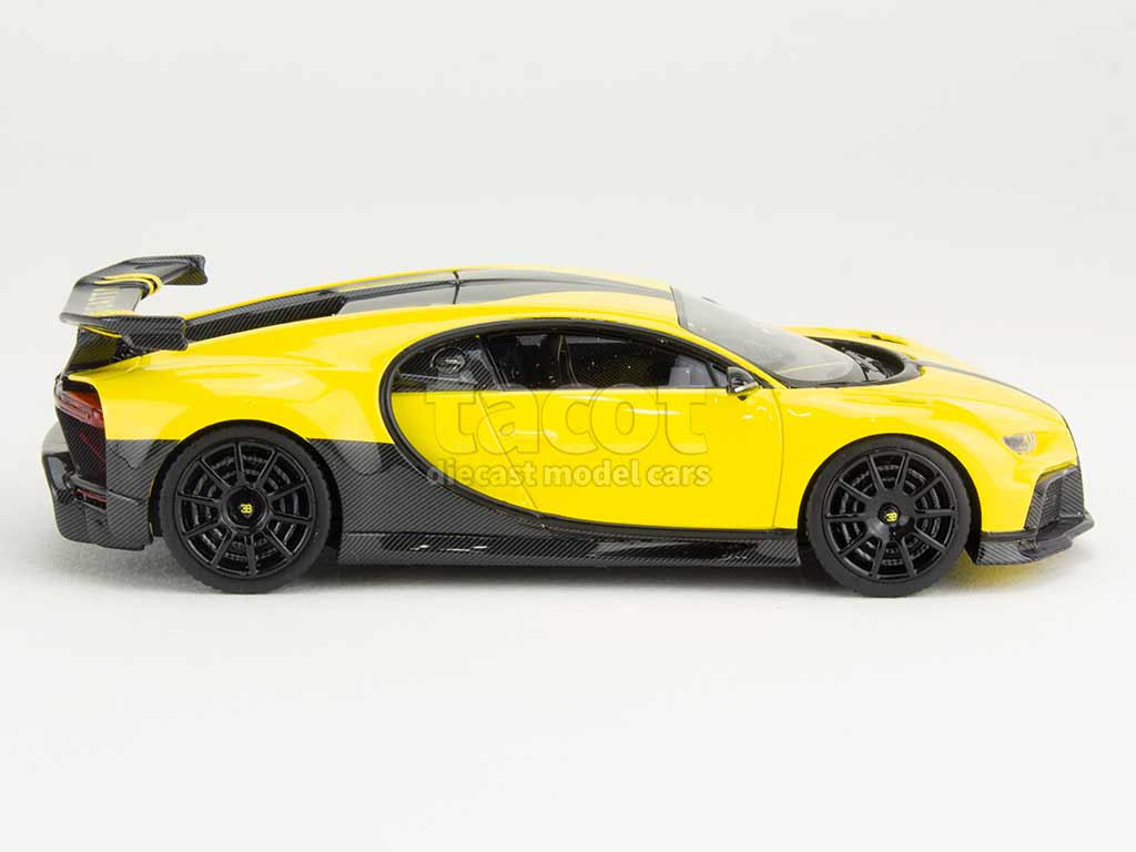 106451 Bugatti Chiron Pur Sport 2021
