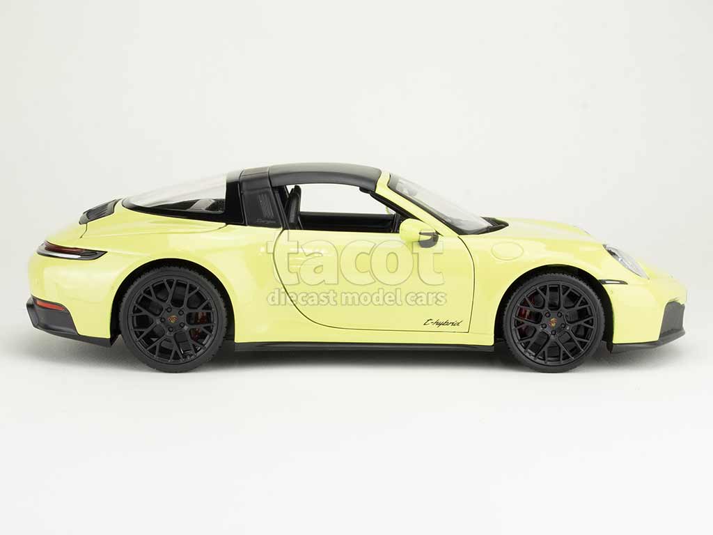 106479 Porsche 911/992.2 Targa 4 GTS Hybrid 2025