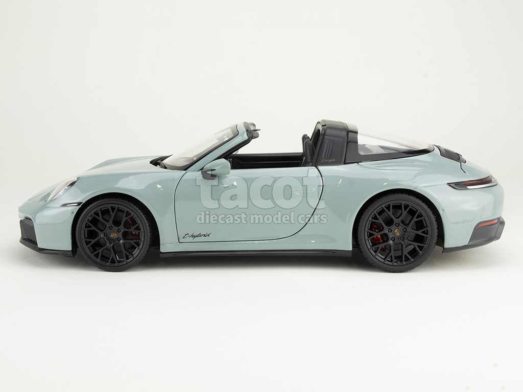 106480 Porsche 911/992.2 Targa 4 GTS Hybrid 2025