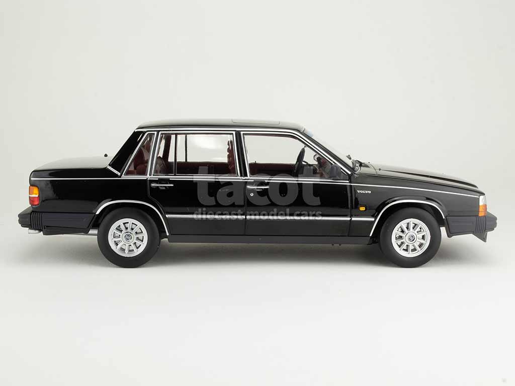 106482 Volvo 760 1985