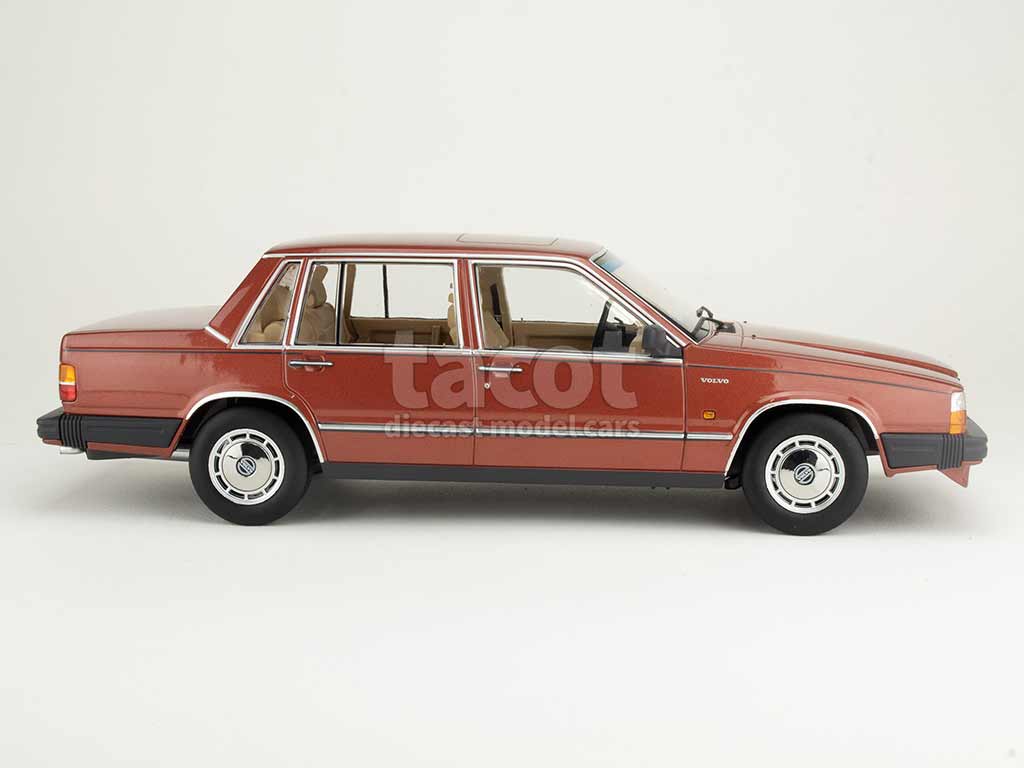 106485 Volvo 760 1985