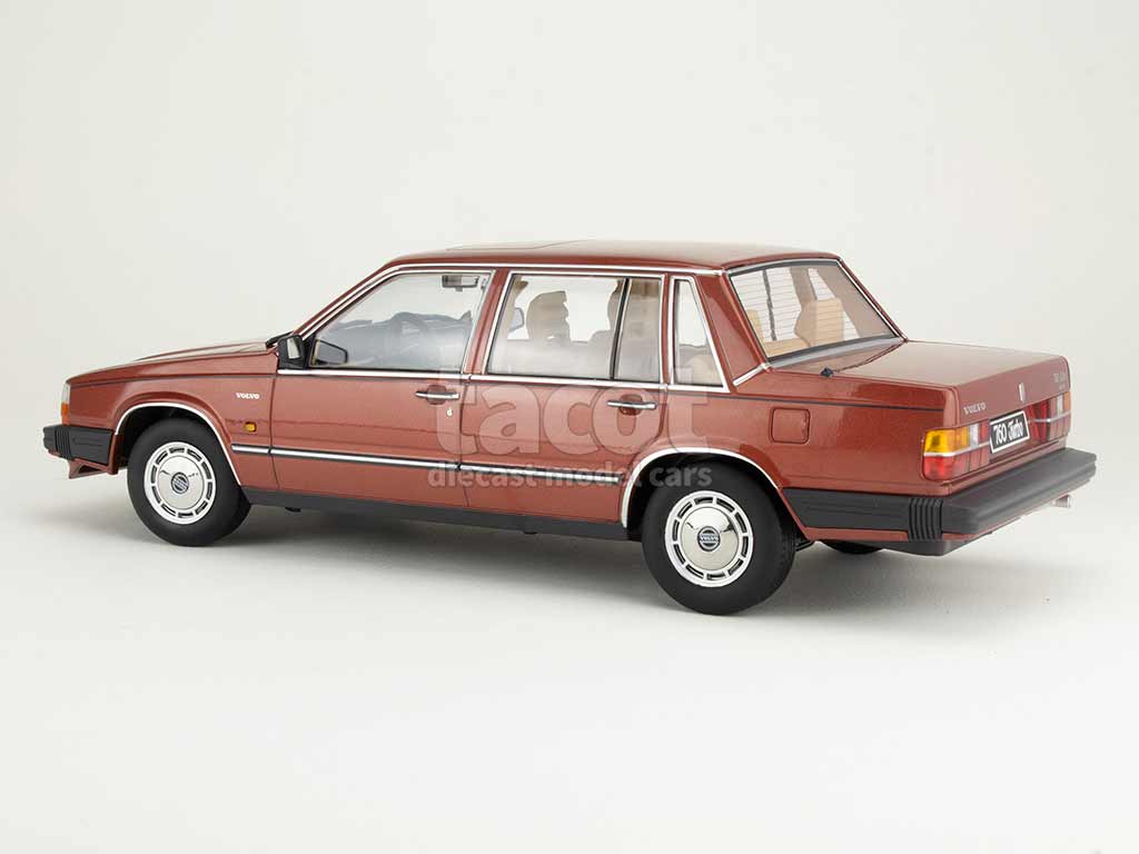 106485 Volvo 760 1985