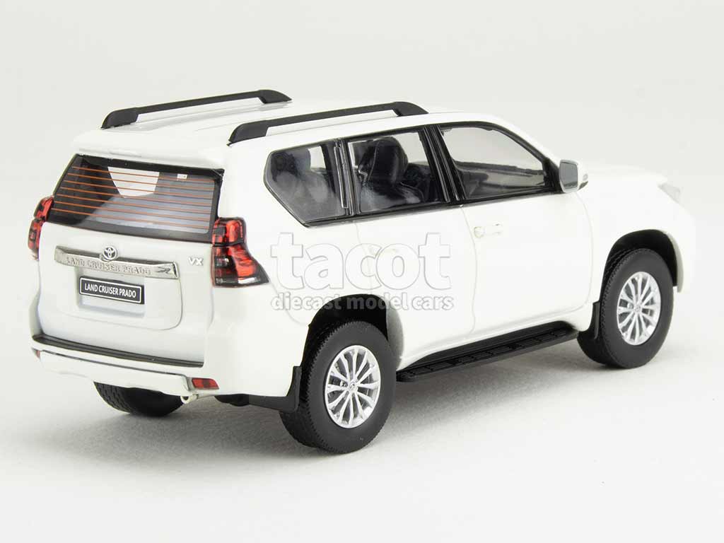 106499 Toyota Land Cruiser Prado 2018