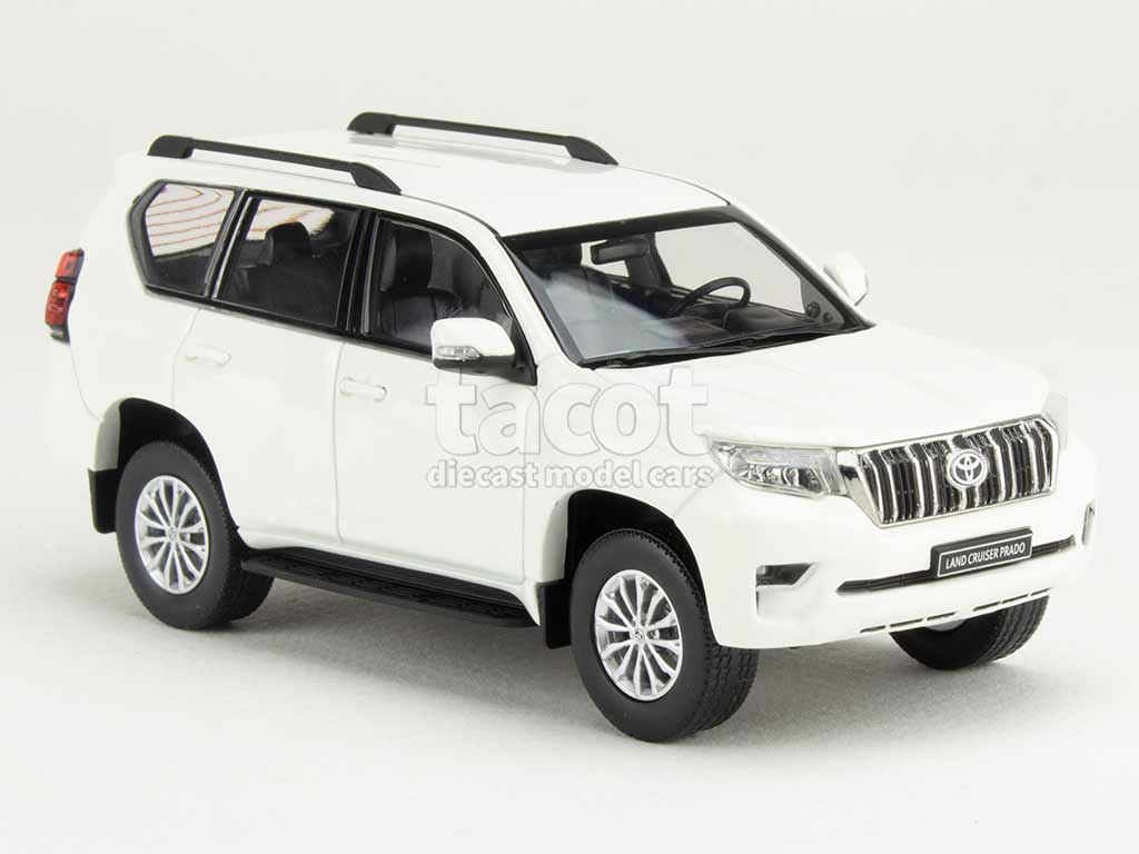 106499 Toyota Land Cruiser Prado 2018