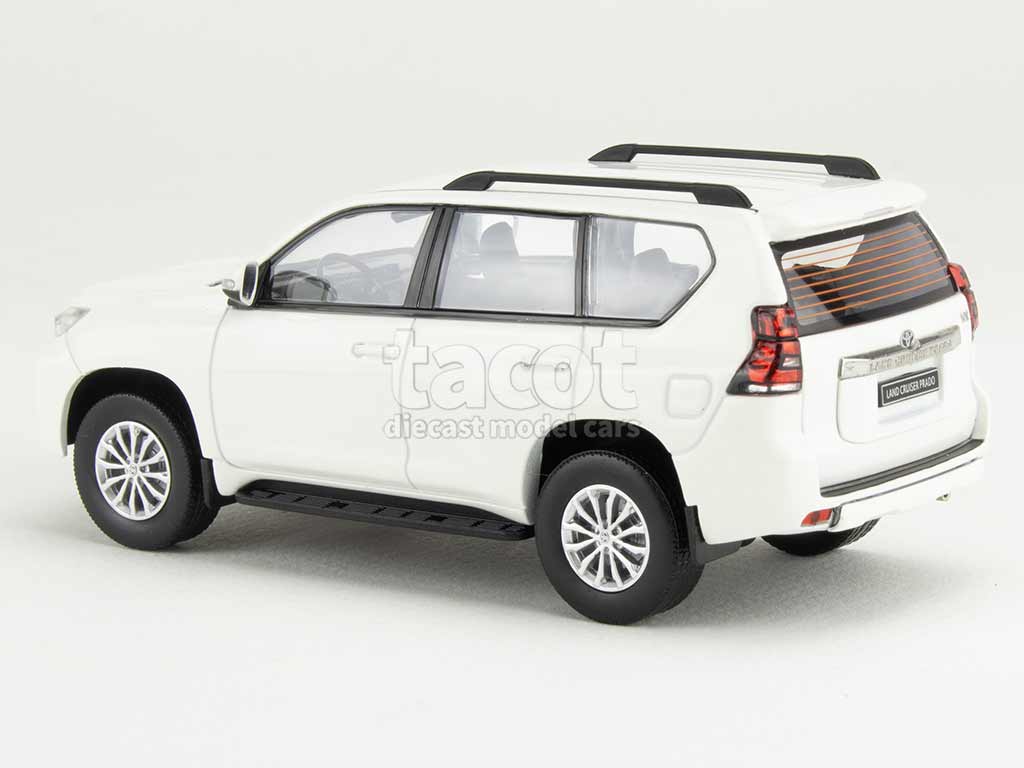 106499 Toyota Land Cruiser Prado 2018