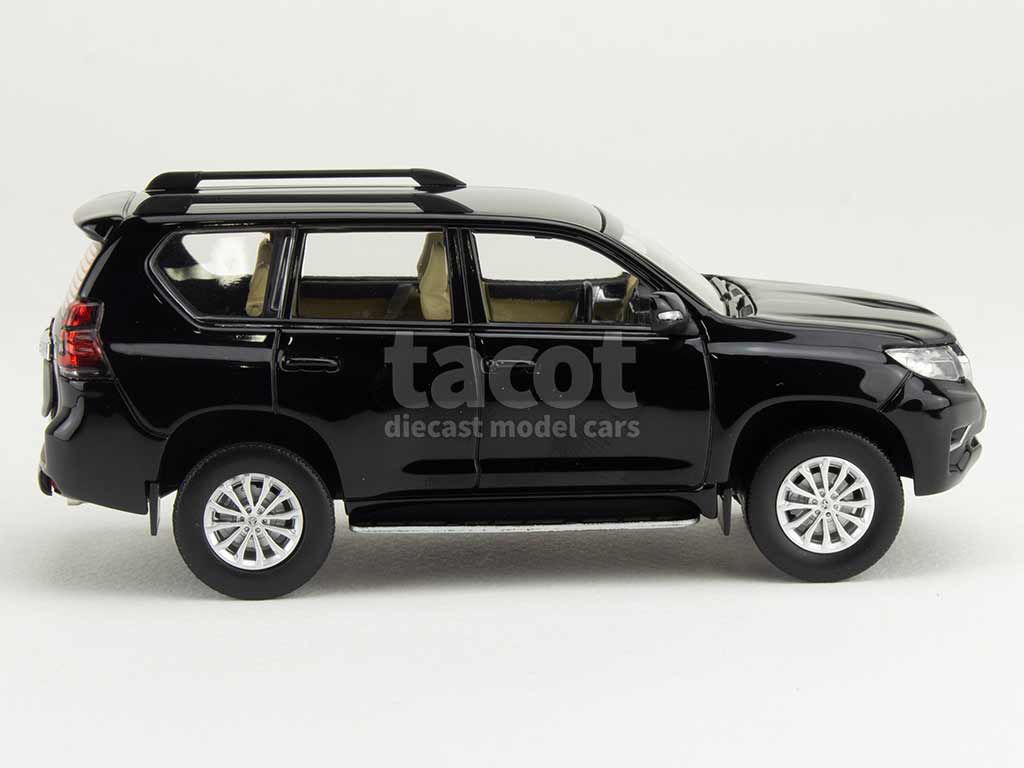 106500 Toyota Land Cruiser Prado 2018