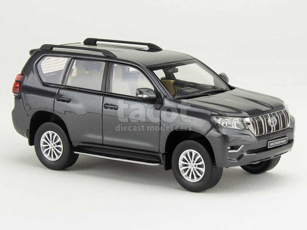 106502 Toyota Land Cruiser Prado 2018