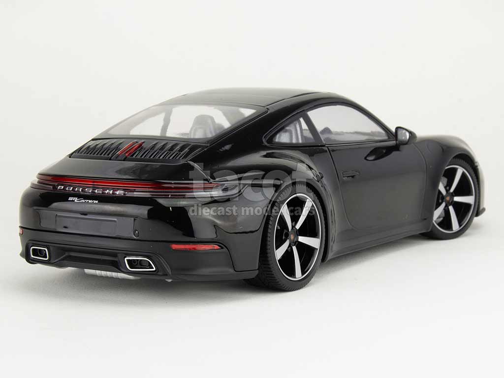 106510 Porsche 911/992.2 Carrera 2024