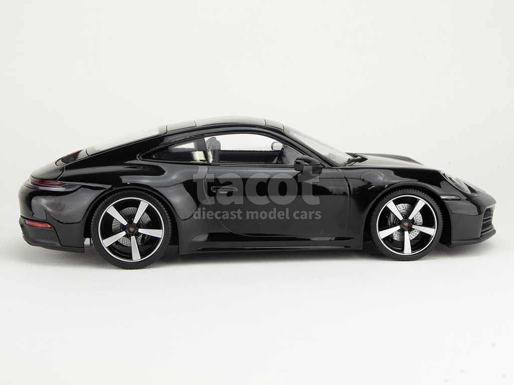 106510 Porsche 911/992.2 Carrera 2024