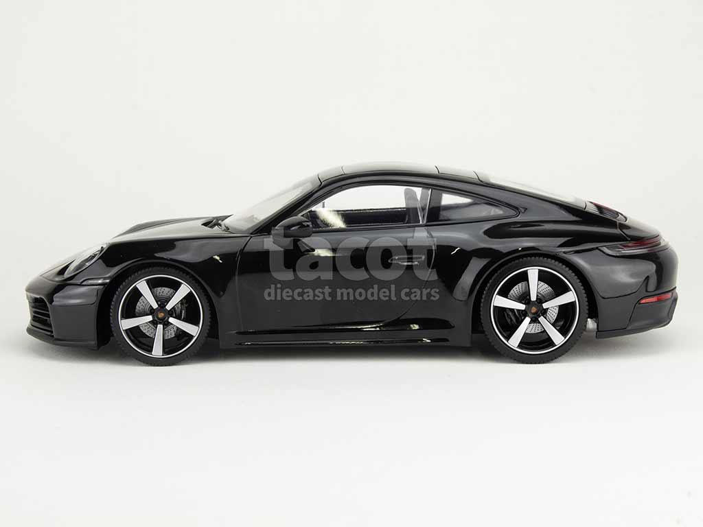 106510 Porsche 911/992.2 Carrera 2024