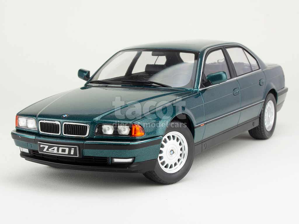 106549 BMW 740i/ E38 1994