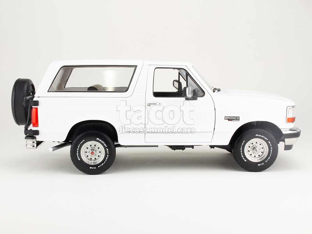 106560 Ford Bronco XLT 1993