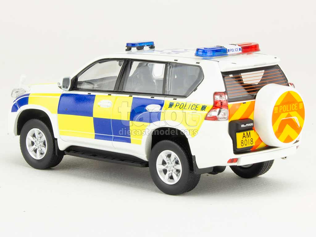 106564 Toyota Land Cruiser Prado Police 2015