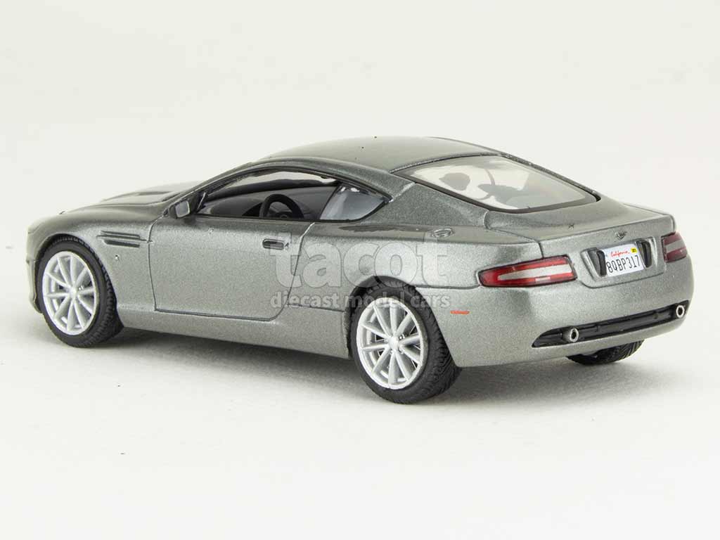 106567 Aston Martin DB9 2005
