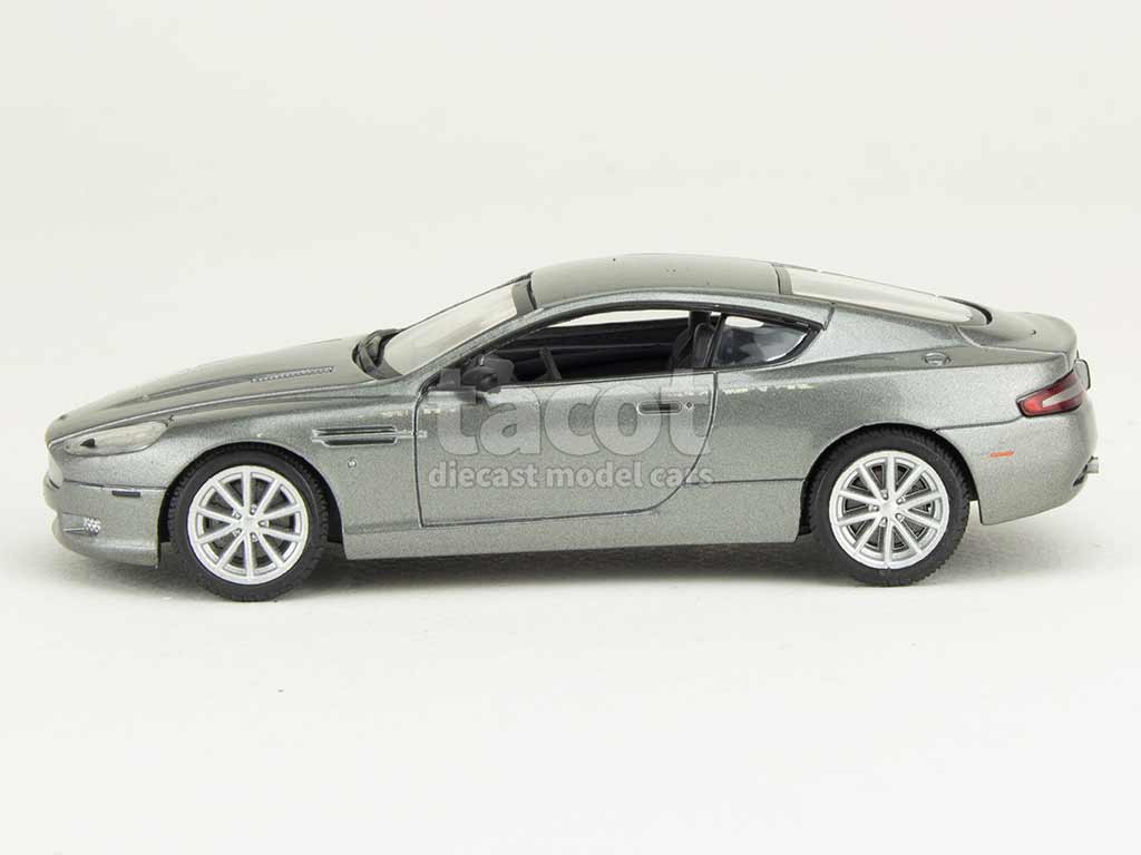 106567 Aston Martin DB9 2005