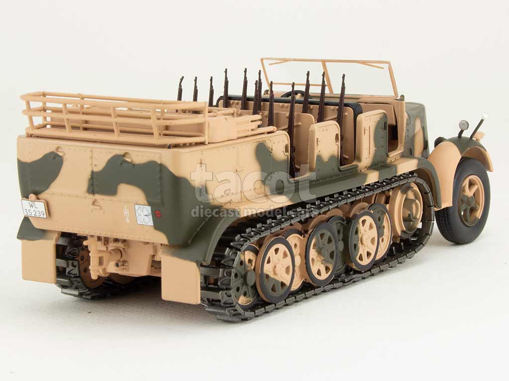 106570 Divers SD.KFZ.7 Military 1943