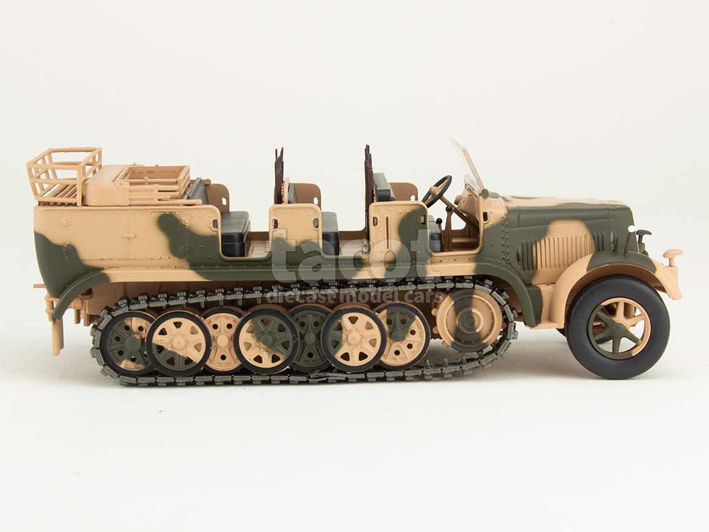 106570 Divers SD.KFZ.7 Military 1943