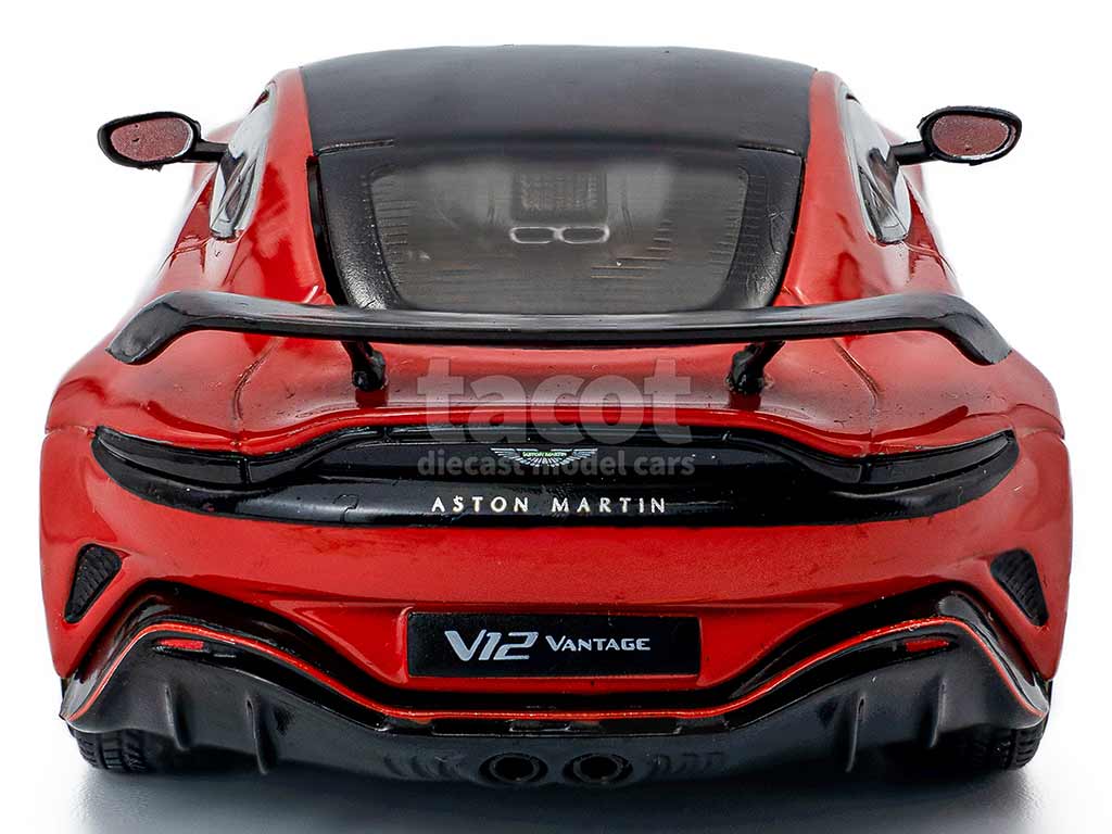 106580 Aston Martin Vantage V12 2023