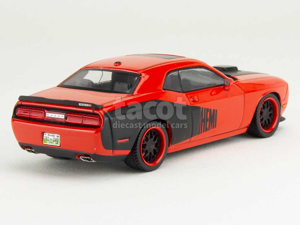 106607 Dodge Challenger SRT8 2009