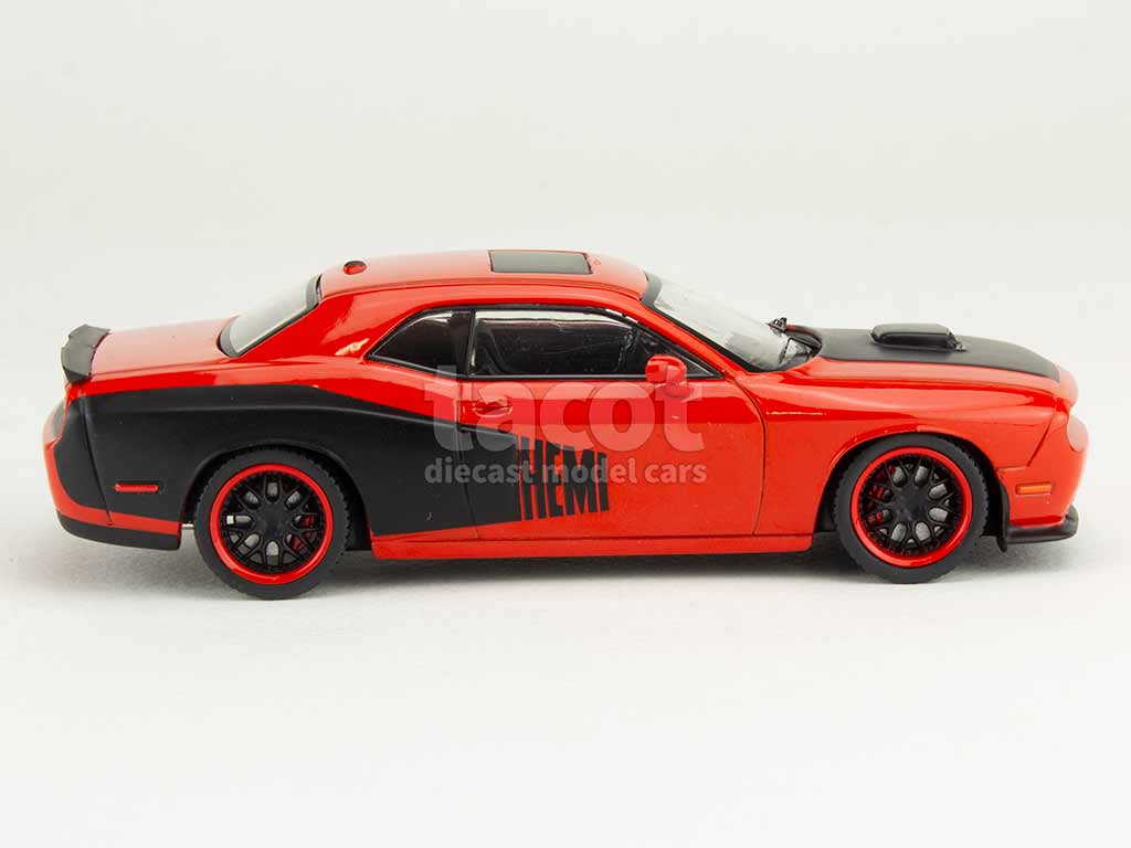 106607 Dodge Challenger SRT8 2009