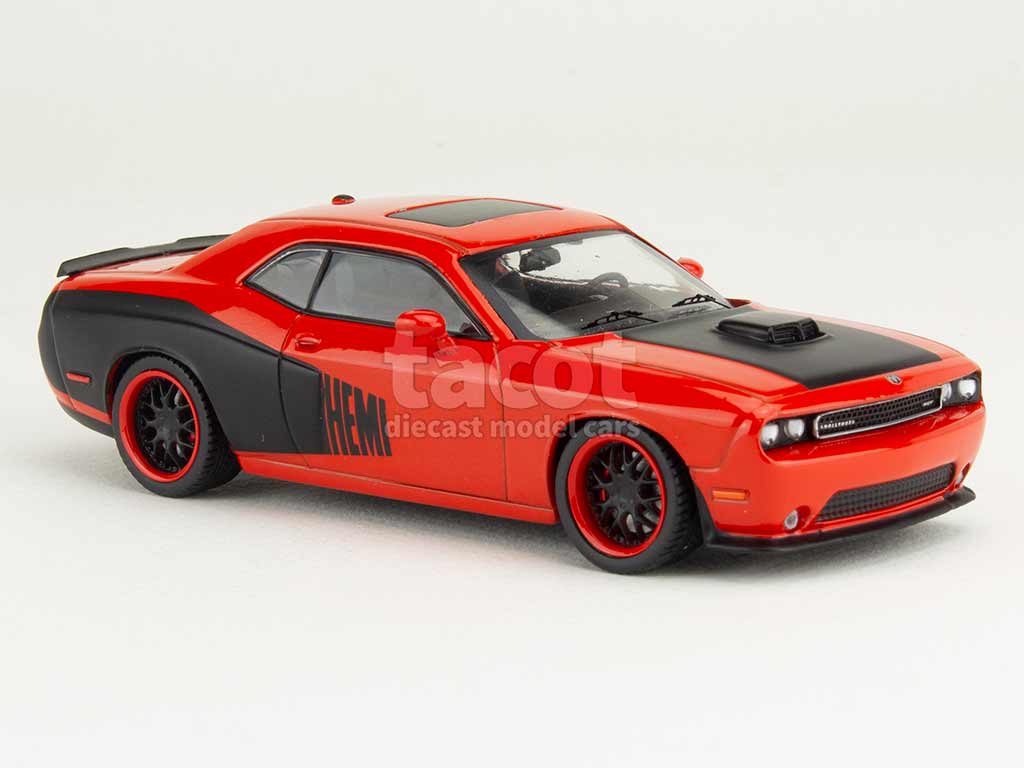 106607 Dodge Challenger SRT8 2009