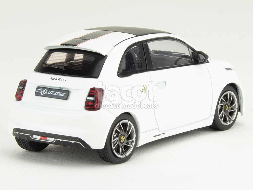 106610 Fiat 500e Abarth 2024