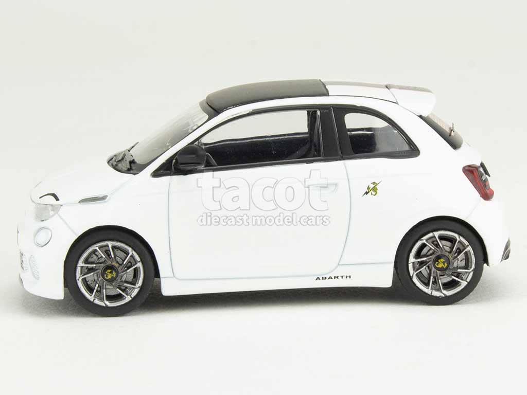 106610 Fiat 500e Abarth 2024