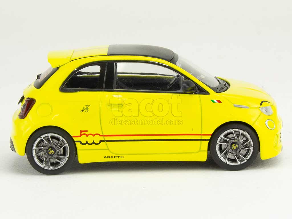 106611 Fiat 500e Abarth 2024