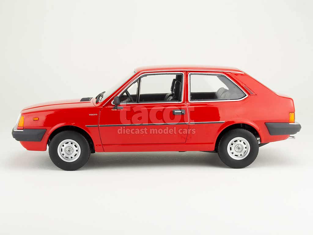 106678 Volvo 343 GLS 1982