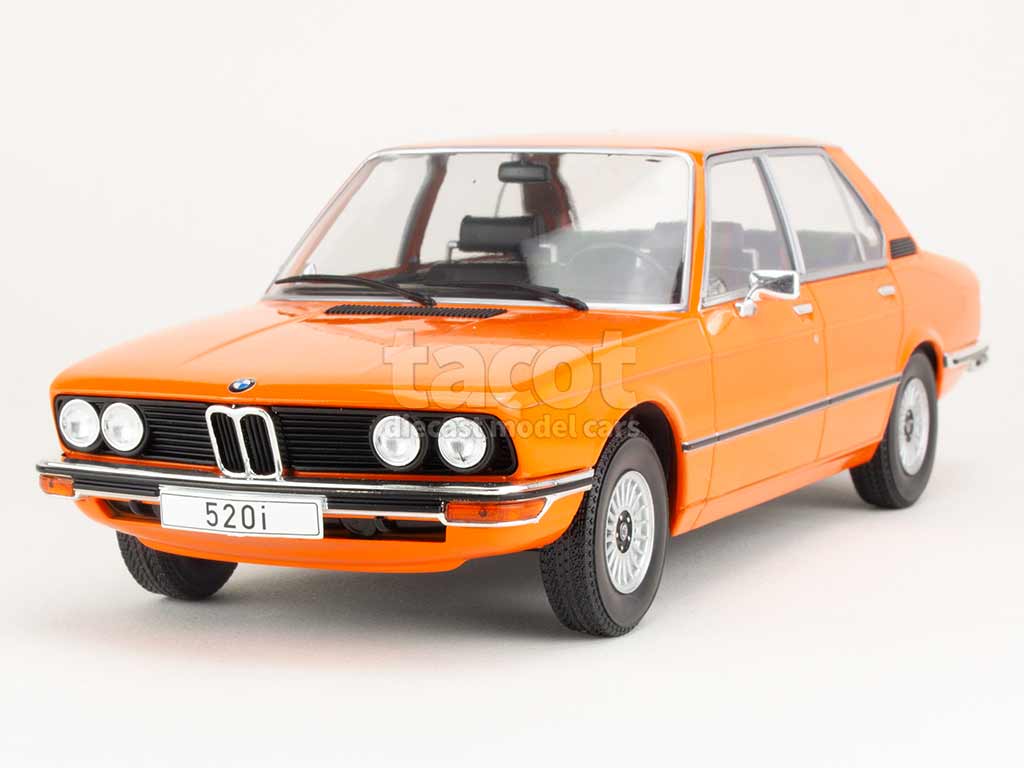 106689 BMW 520i/ E12 1974