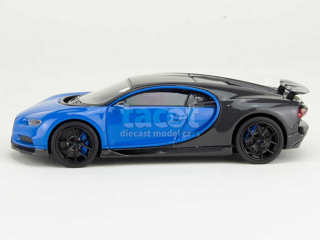 106703 Bugatti Chiron Sport Open Wing 2019