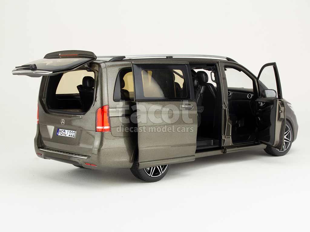 106715 Mercedes V-Class AMG Line 2018