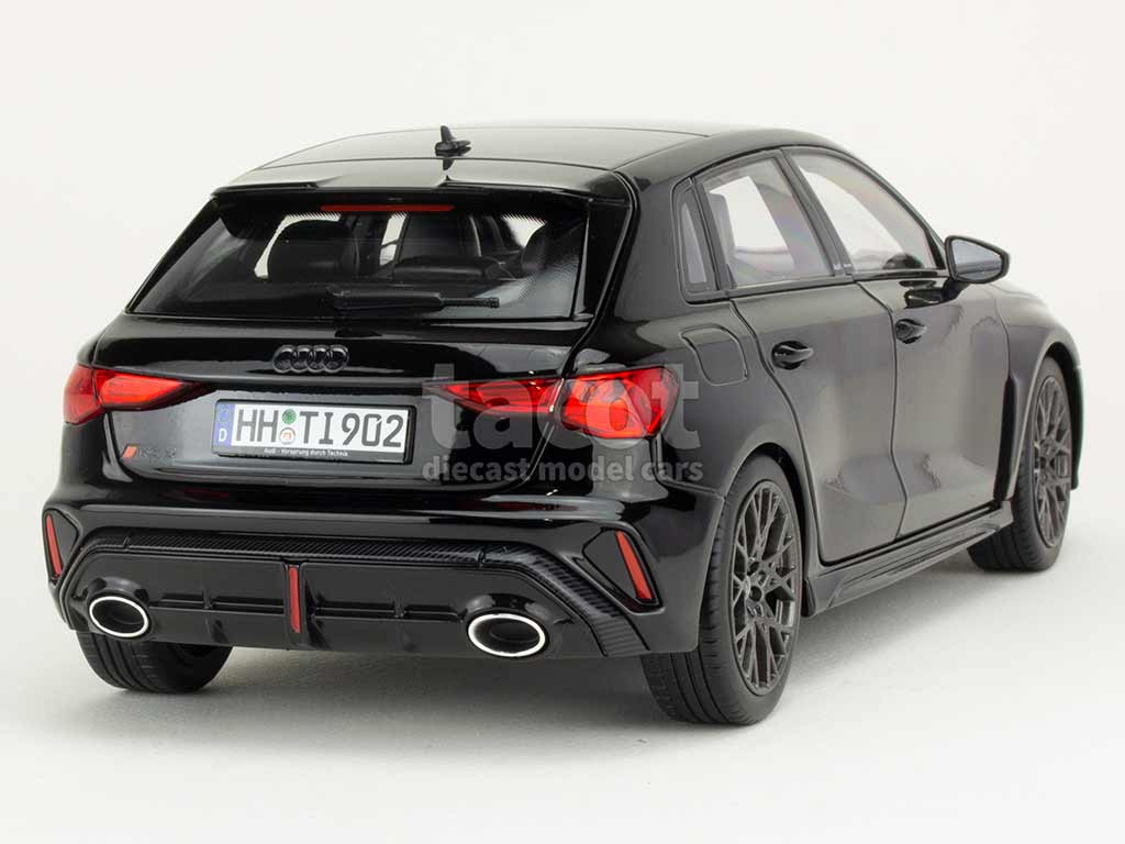 106716 Audi RS3 2025