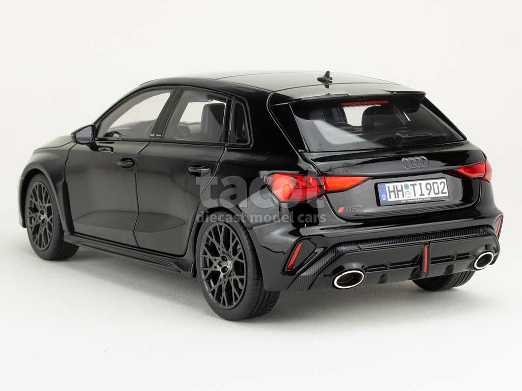106716 Audi RS3 2025