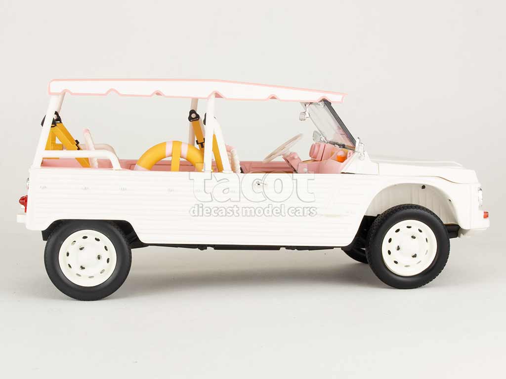 106718 Citroën Méhari Electric Hotel Martinez 2023