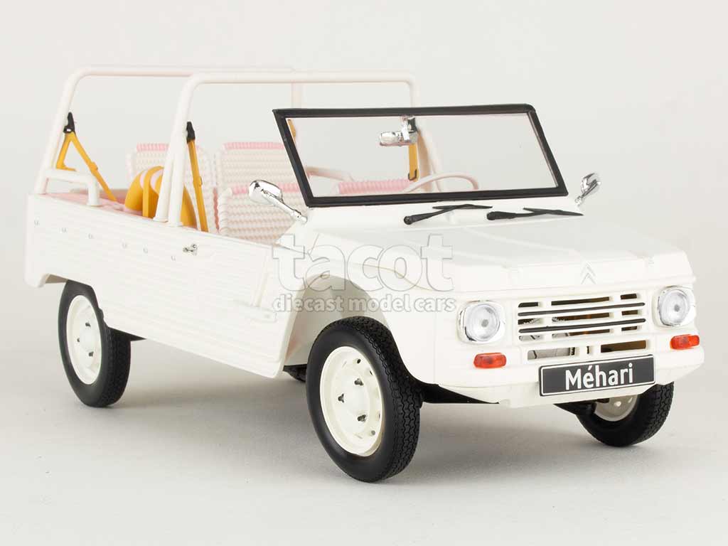 106718 Citroën Méhari Electric Hotel Martinez 2023